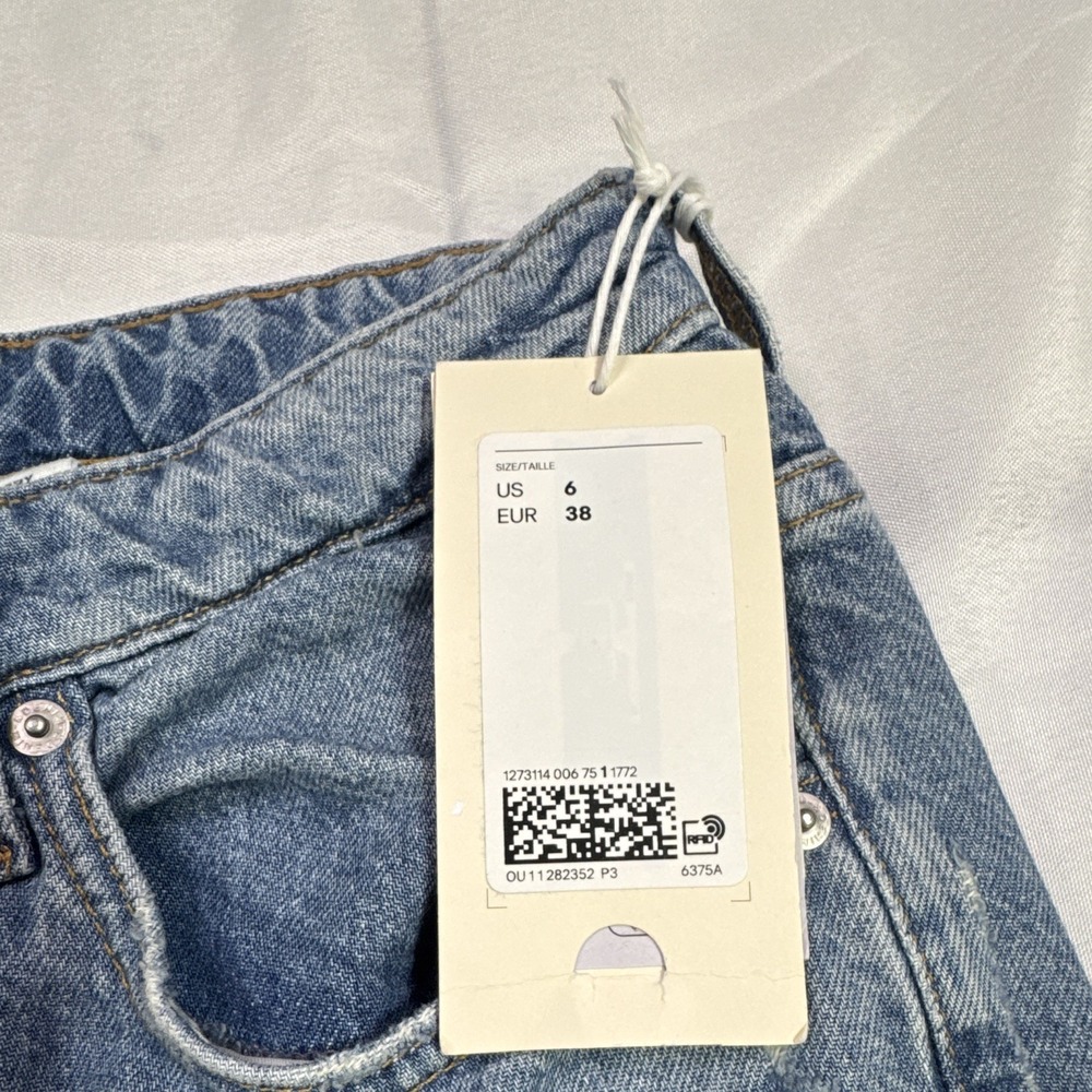 H&M Baggy High Waist Jeans Women's Size 6 Light Wash Wide Leg Denim NWT - Picture 4 of 10